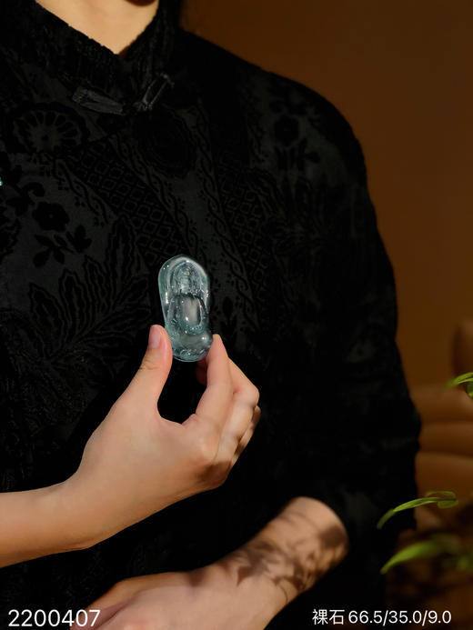 许群豪大师作品——玻璃飘翠观音裸石【2200407】具体价格微信咨询 商品图4