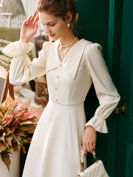 OLrain法式蕾丝拼接连衣裙女早秋2022新款显瘦气质赫本风复古裙子 商品图2