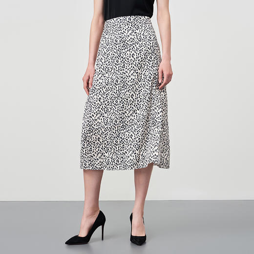 EITIE爱特爱秋冬季新款气质垂感印花A版显瘦半身裙女裙半裙6706411 商品图3