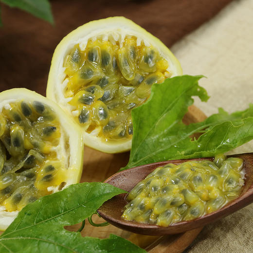 钦蜜9号黄金百香果、香味浓郁、水分充足、完全不吃酸的人都能一口气吃上5个 商品图4