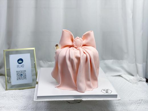 法式女神范&纯粉色翻糖大蝴蝶结蛋糕（图片是6寸） 商品图0