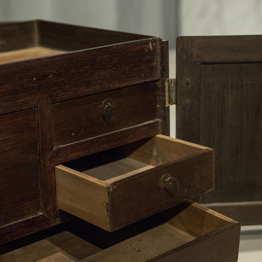 清 红木盝顶官皮箱 商品图2