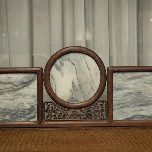 清 红木镶云石五屏贵妃榻 商品图1