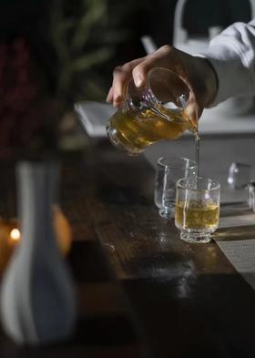 手作琉璃茶具组 1件公道杯+2件霜起小杯