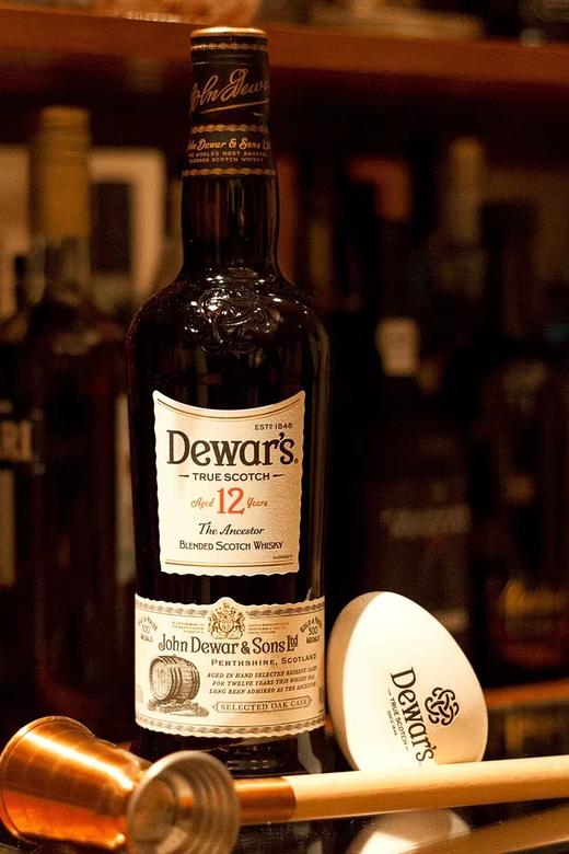 【有税版】帝王12年特级苏格兰威士忌纸盒装 700ml 商品图5