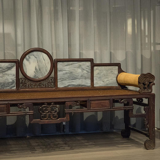 清 红木镶云石五屏贵妃榻 商品图2