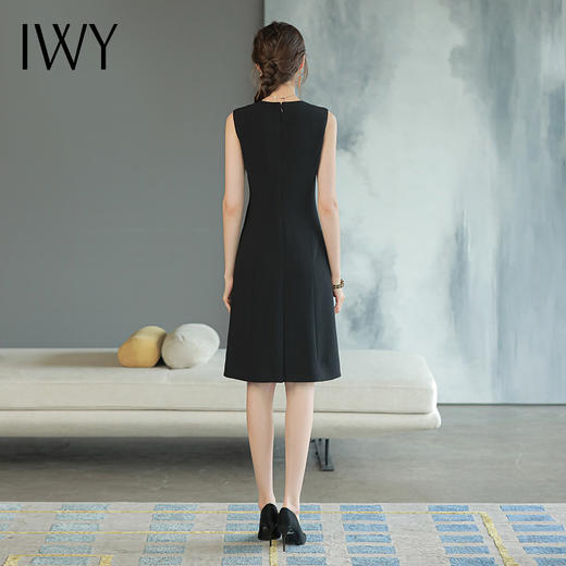 IWY/高端无袖西装连衣裙女显瘦时尚赫本风小黑裙气质职业装A字裙Q753 商品图3
