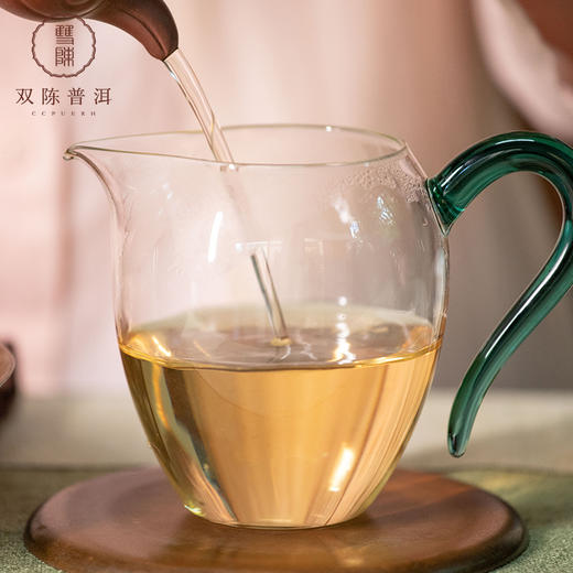 双陈 2022年莲饼普洱茶生茶1片(357克/片)礼盒装 商品图4