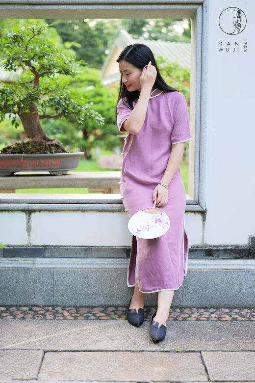 铜氨丝「雌-霓」包边四分连袖旗袍 商品图3