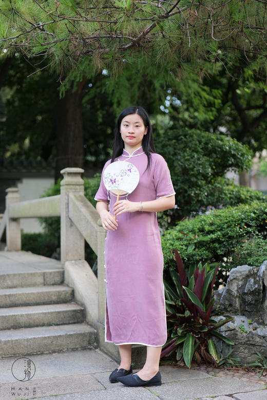 铜氨丝「雌-霓」包边四分连袖旗袍 商品图1