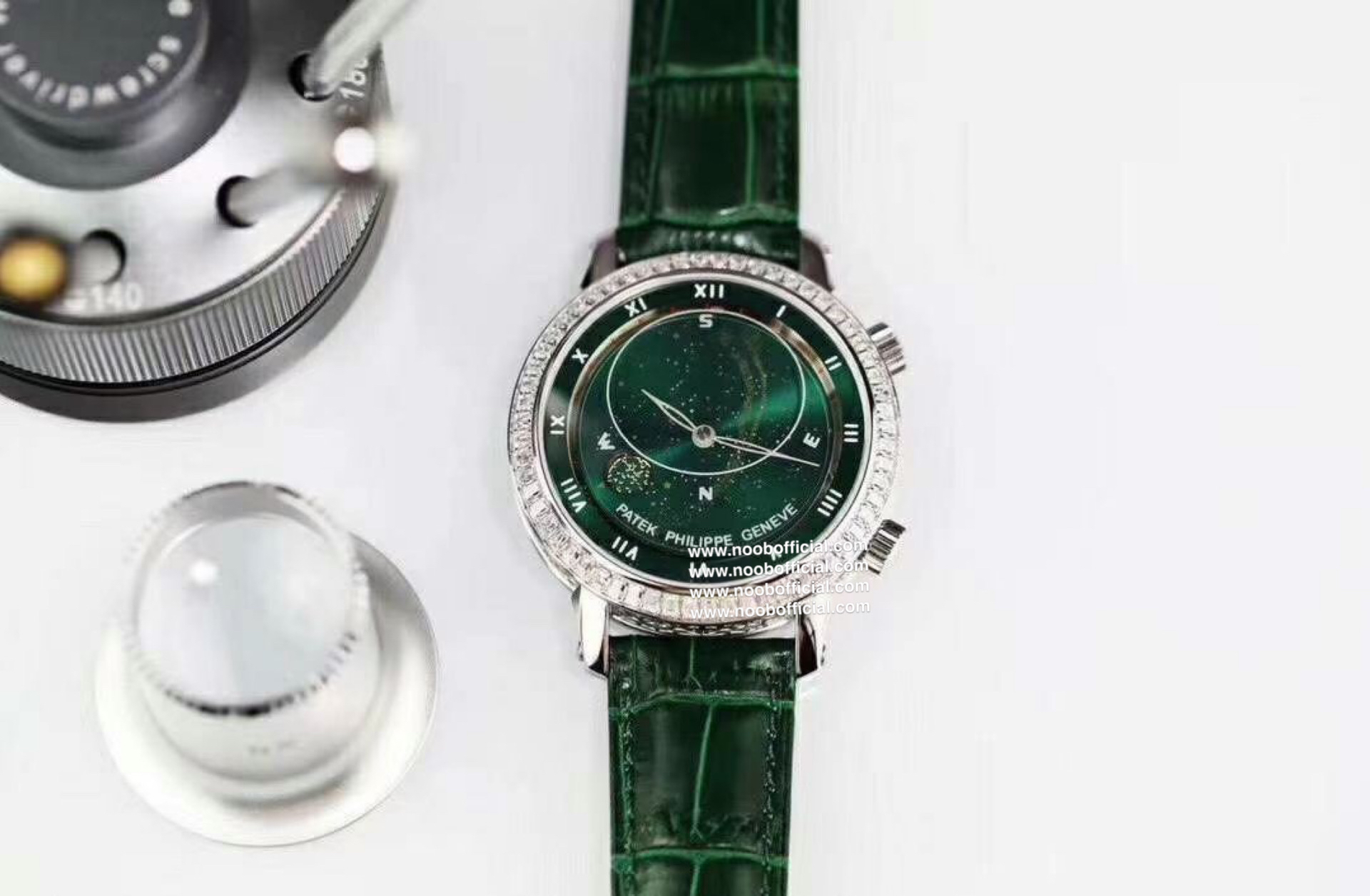 百达翡丽升级版星空5102绿色面限量版天月款日内瓦苍穹系列你可想象把