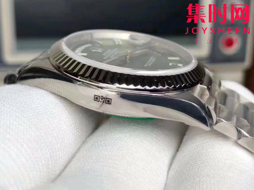 EW劳力士星期日历型系列 日志40mm 款式：墨绿面 男士腕表 商品图5