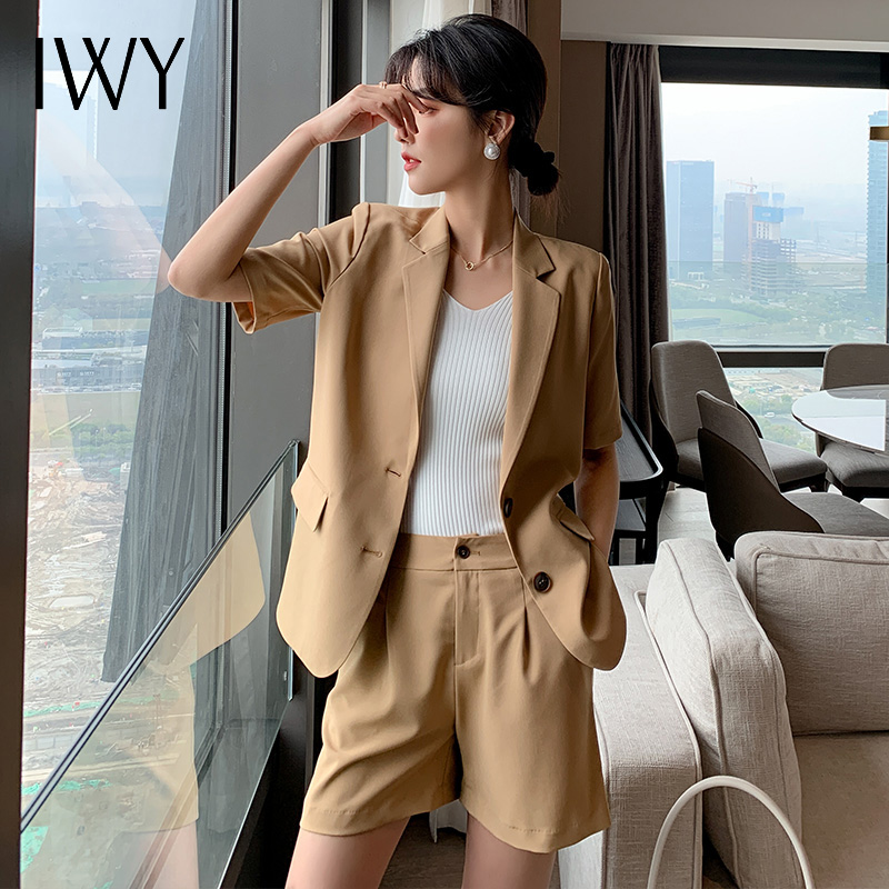 IWY/西装套装女短袖卡其设计感薄款西服短袖时尚女装套装ACP62