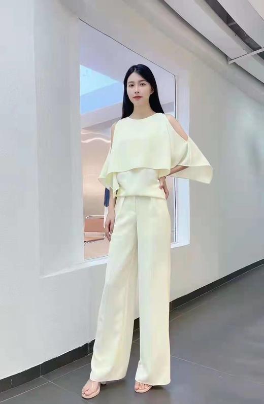 假两件露肩上衣 商品图1