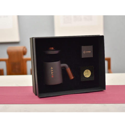 羽诗制造出品 书香涌动套装将军杯四方香盒文创礼盒 商品图1