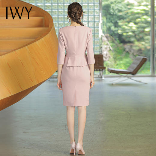 IWY/时尚通勤OL粉色西装连衣裙简约知性优雅收腰显瘦职场办公室Q750 商品图3