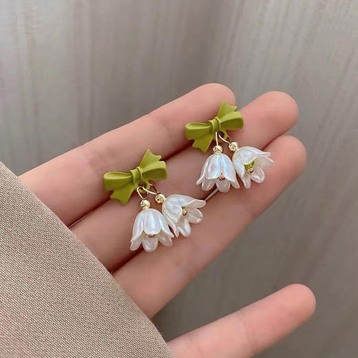 JU-A3198韩国小清新绿色蝴蝶结耳钉仙气花朵耳环甜酷风耳饰新款夏款耳环女 商品图3