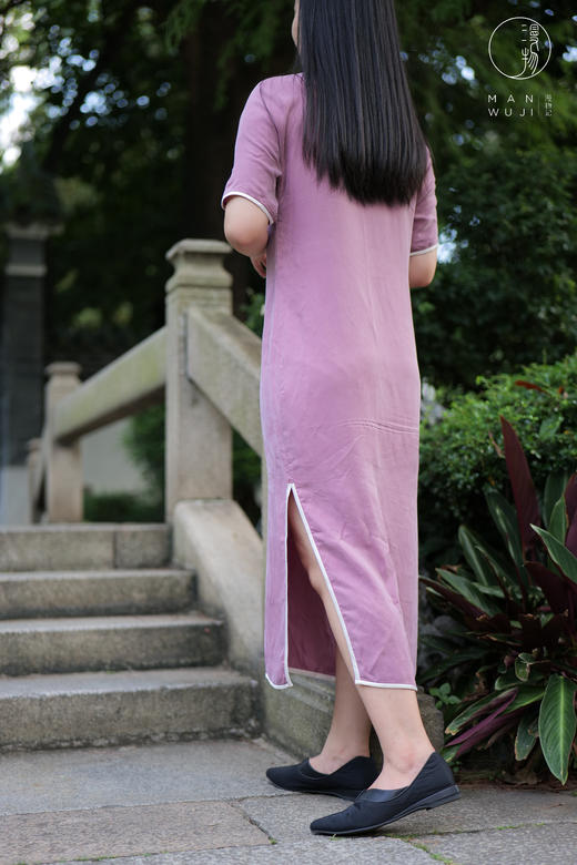 铜氨丝「雌-霓」包边四分连袖旗袍 商品图2