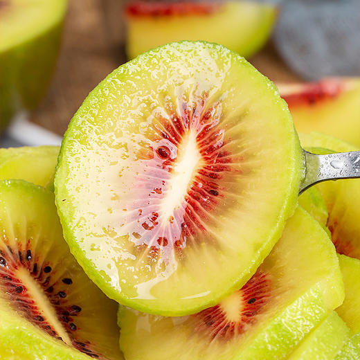 新鲜现摘红心猕猴桃，香甜可口，味美多汁，大家每年都超爱的一款无毛猕猴桃 商品图1