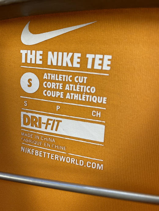 NIKE 耐克 KD The NIKE TEE ATHLETIC CUT DRI-FIT 短袖T恤 _SST(S) 商品图2