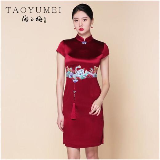 3楼 陶玉梅中式流苏重工刺绣改良旗袍 商品图0