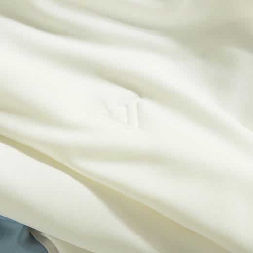 【欧典梦娜】罗恩蚕丝养颜被 商品图5