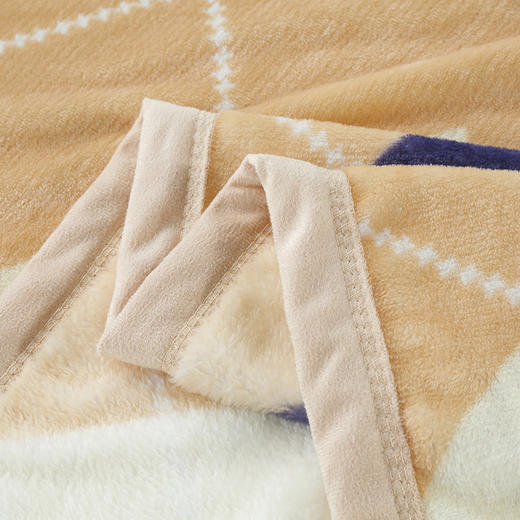 【欧典梦娜】宝骊舒眠毯 商品图3