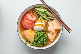 韩国人夏天吃什么冷面？