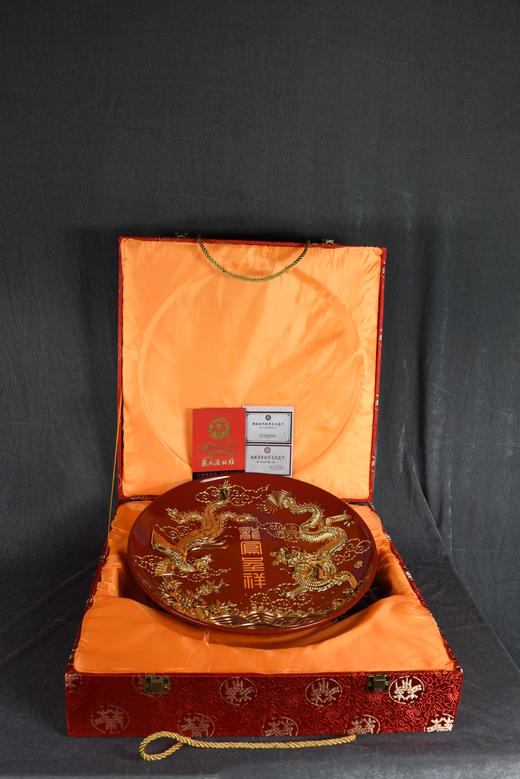 中华老字号蔡氏漆线雕龙凤呈祥盘 （14英寸红） 商品图5