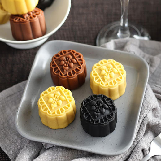 火山轻闲流心月饼礼盒 商品图3