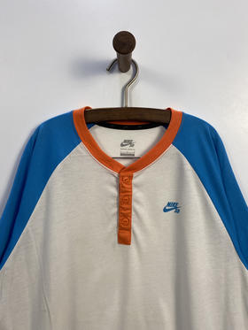 NIKE 耐克 SB 短袖T恤 _SST(L)