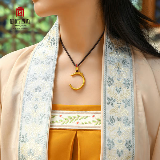 宫匠造办 十朝十美古玉金韵  红山·红运龙黄金吊坠 商品图5