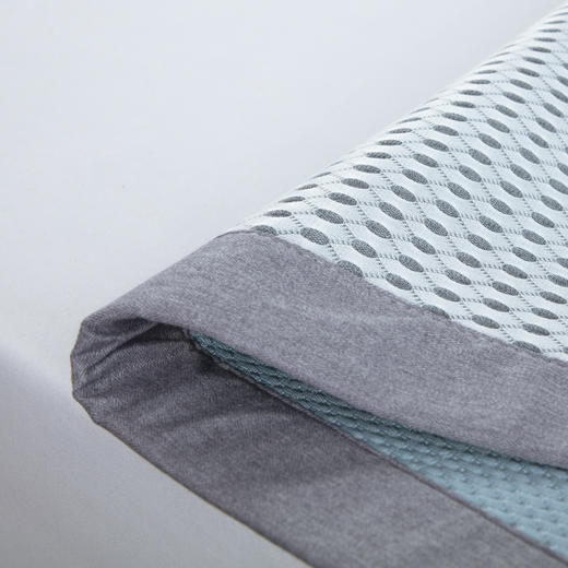 【欧典梦娜】菲曼凉感丝养生席 商品图3