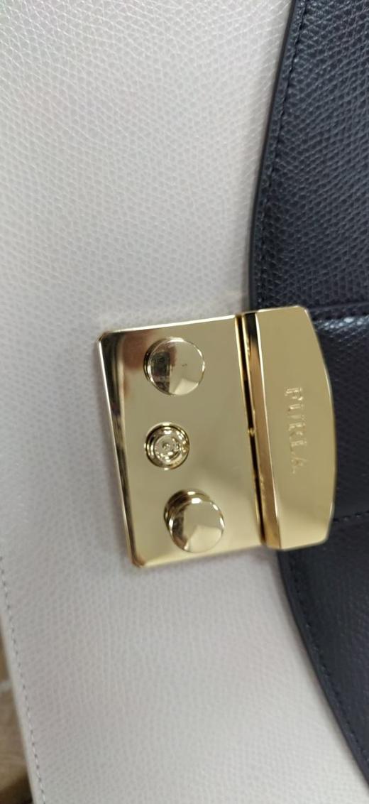 8050560009298 FURLA FURLA Metropolis 拼色信封包 商品图4