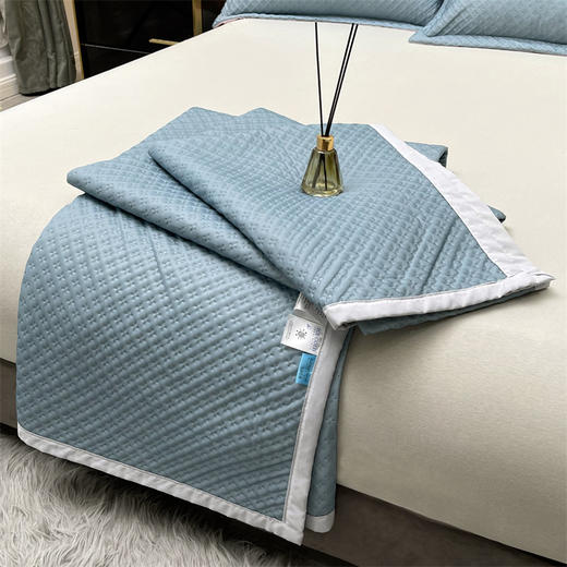 【欧典梦娜】凉感丝好眠夏被 商品图7