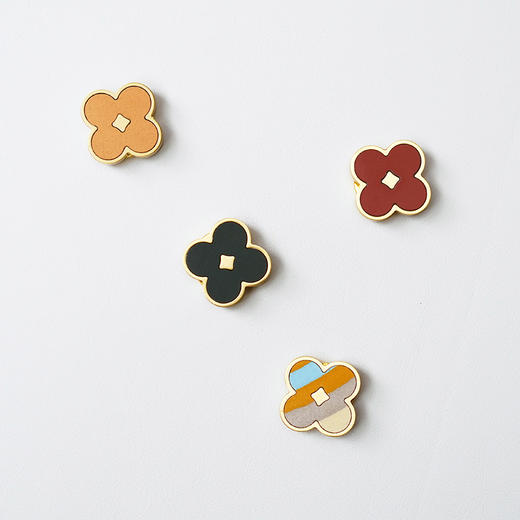 见南花 |水泥花砖徽章  创意配饰徽章礼物 企业定制礼品 商品图0