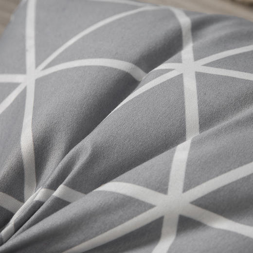 【欧典梦娜】多功能抱枕被 商品图3