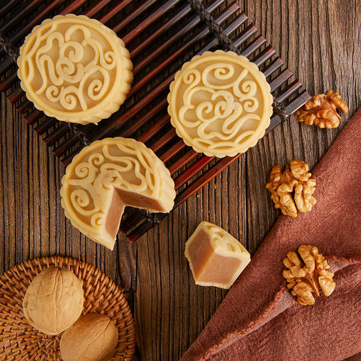 仿膳【花月禧团圆月饼礼盒】白莲蓉蛋黄/桃山皮白桃乌龙茶/桃山皮蓝莓冰沙/糖醇桃山皮核桃乳酪/红豆/京味山楂 10枚装 商品图4