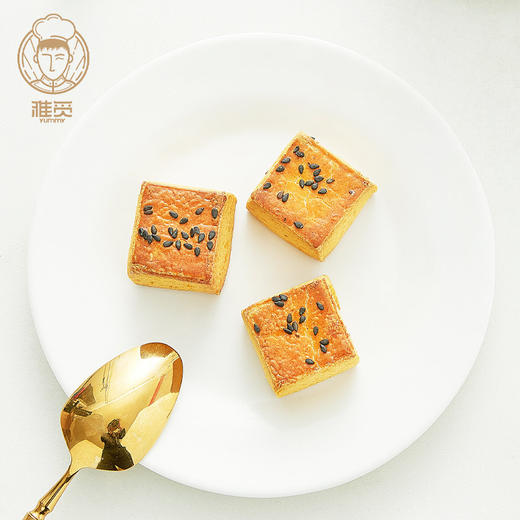 雅觅 南瓜饼240g 8枚零食商务办公小吃孕妇儿童休闲食品南瓜能量小方 商品图3