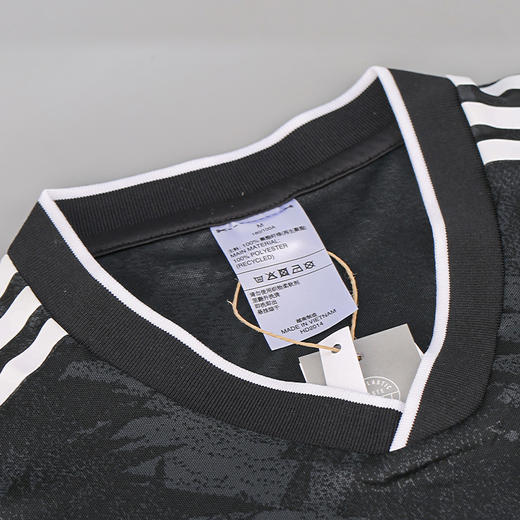 ADIDAS/阿迪达斯 JUVE A AU JSY22-23尤文图斯客场球员版短袖球衣HD2014 商品图1
