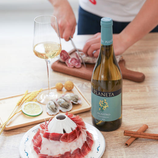 意大利西西里朴奈达芸苔花干型白葡萄酒 商品图0