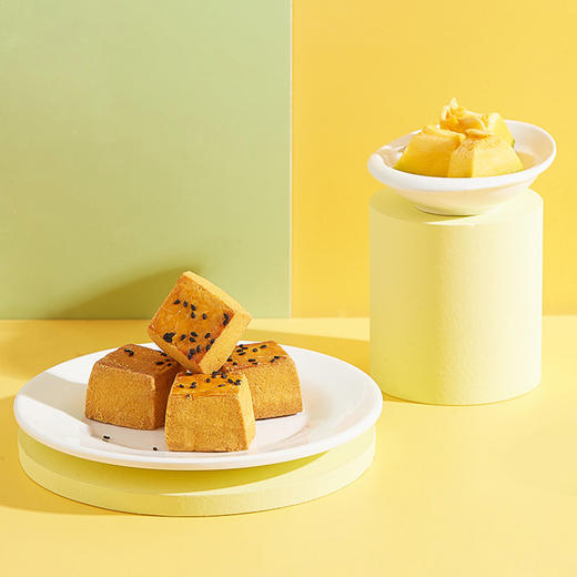 雅觅 南瓜饼240g 8枚零食商务办公小吃孕妇儿童休闲食品南瓜能量小方 商品图0