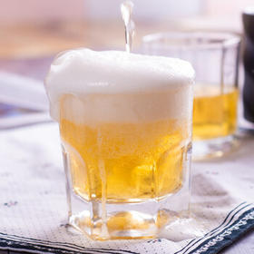 凯狮（CASS）啤酒 500ml*24罐 清爽4.5度 韩国进口啤酒 原味 露营聚会踏春送礼