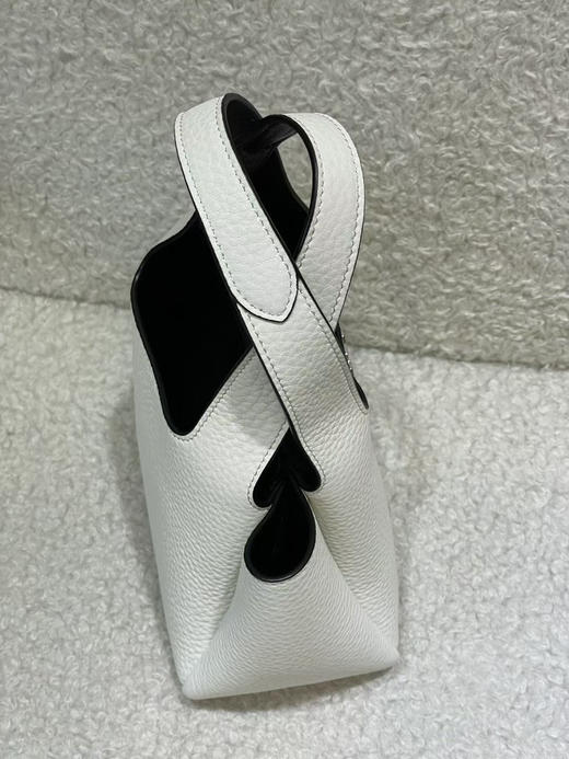 小小菜篮子  高度: 15.5cm 底宽: 10cm.  底长: 18cm。黑色。白色 自己备注 商品图13