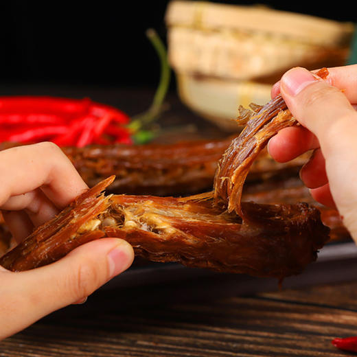 【员工专享】桂柳~手撕鸭脖【3根】口味可选 商品图4