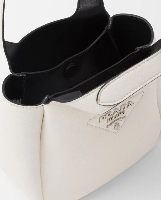 小小菜篮子  高度: 15.5cm 底宽: 10cm.  底长: 18cm。黑色。白色 自己备注 商品图3