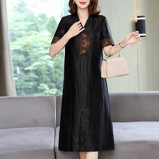 AHM myx8599仿真连衣裙显瘦气质V领大码妈妈装 商品图2