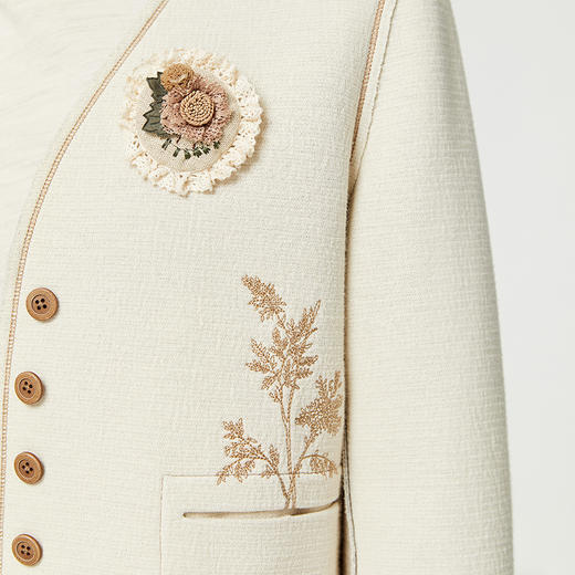 famecoco范可儿撞色绣花羊毛外套女宽松秋季V领短款上衣保暖高弹F225AB004 商品图2