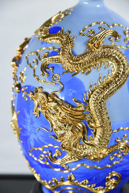 中华老字号蔡氏漆线雕双龙橄榄瓶（8英寸结晶釉） 商品图3