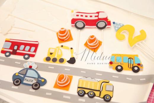 男孩款 小汽车 消防车 警车 挖土机 校车 手工糖牌 周岁蛋糕 商品图3